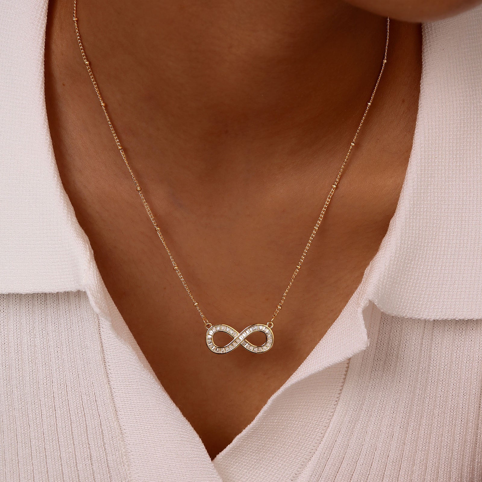 Collier infini doré