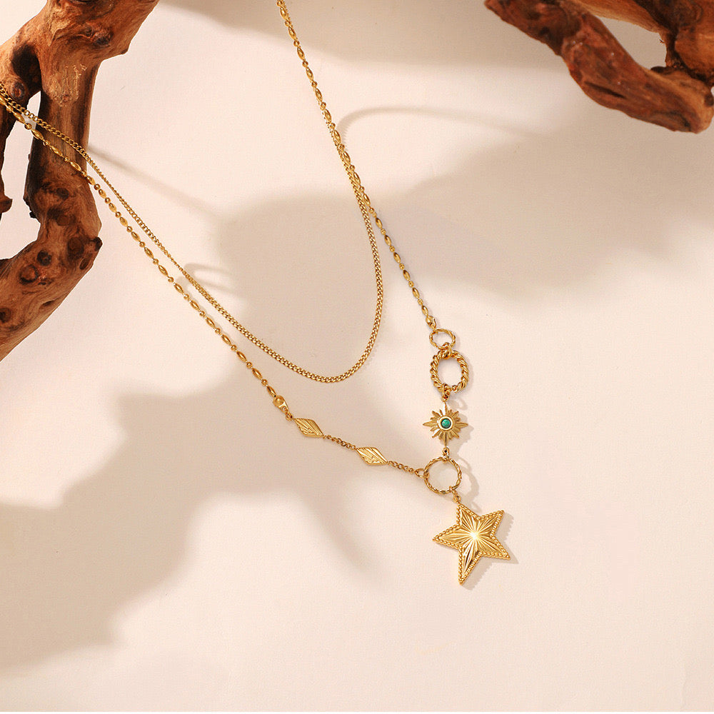 Collier étoile doré