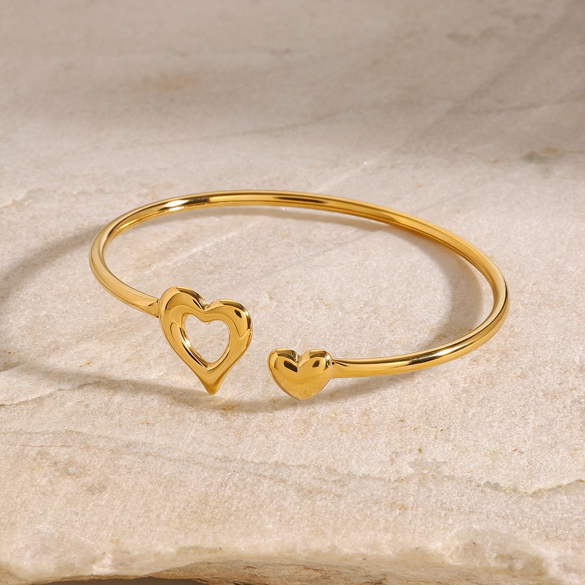 Bracelet doré cœur libre
