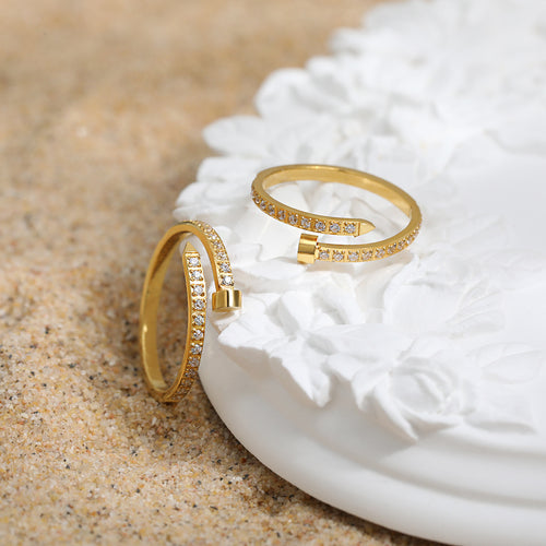 Bague clous d’or